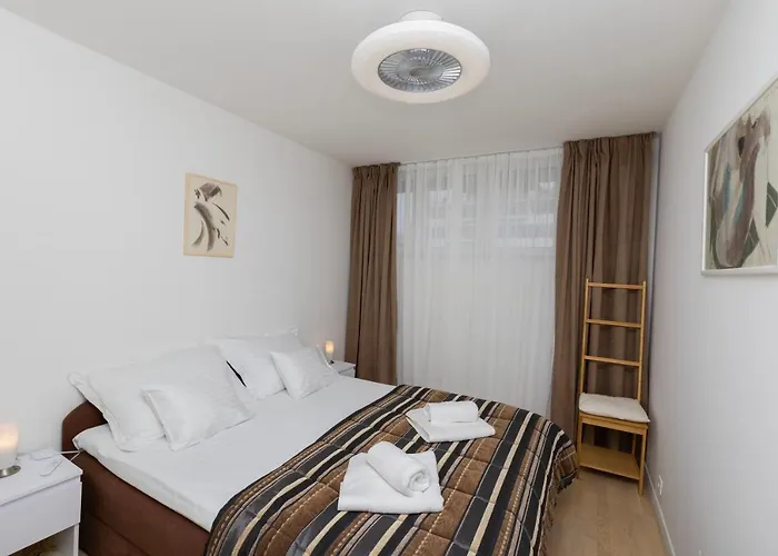 Lejlighed Saluti Near Old Town With Sea View&parking Split