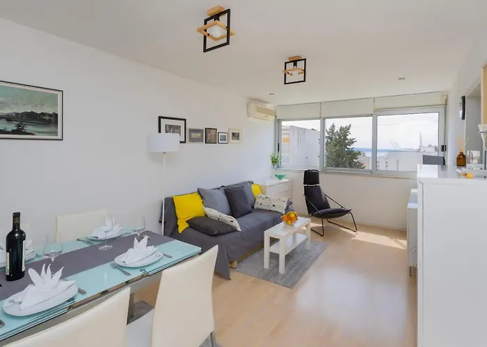 Lejlighed Saluti Near Old Town With Sea View&parking Split