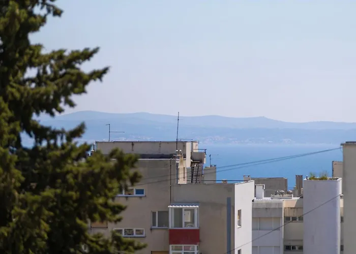 Saluti Near Old Town With Sea View&parking * Split